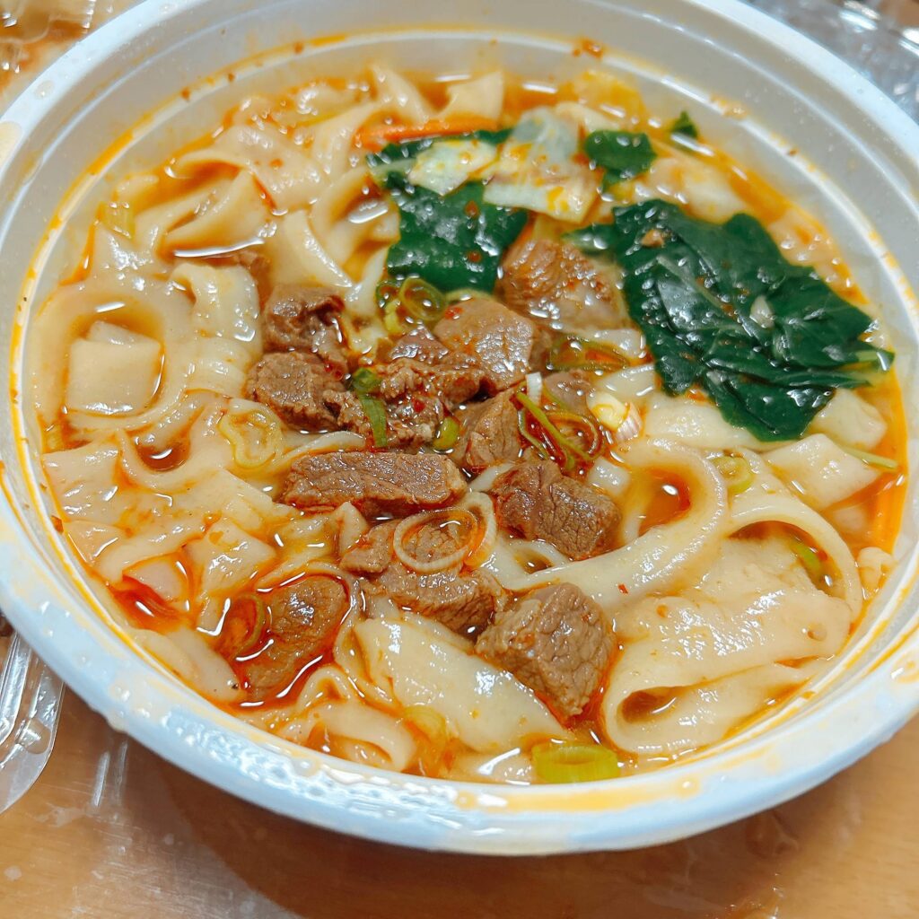漢謝園 刀麺