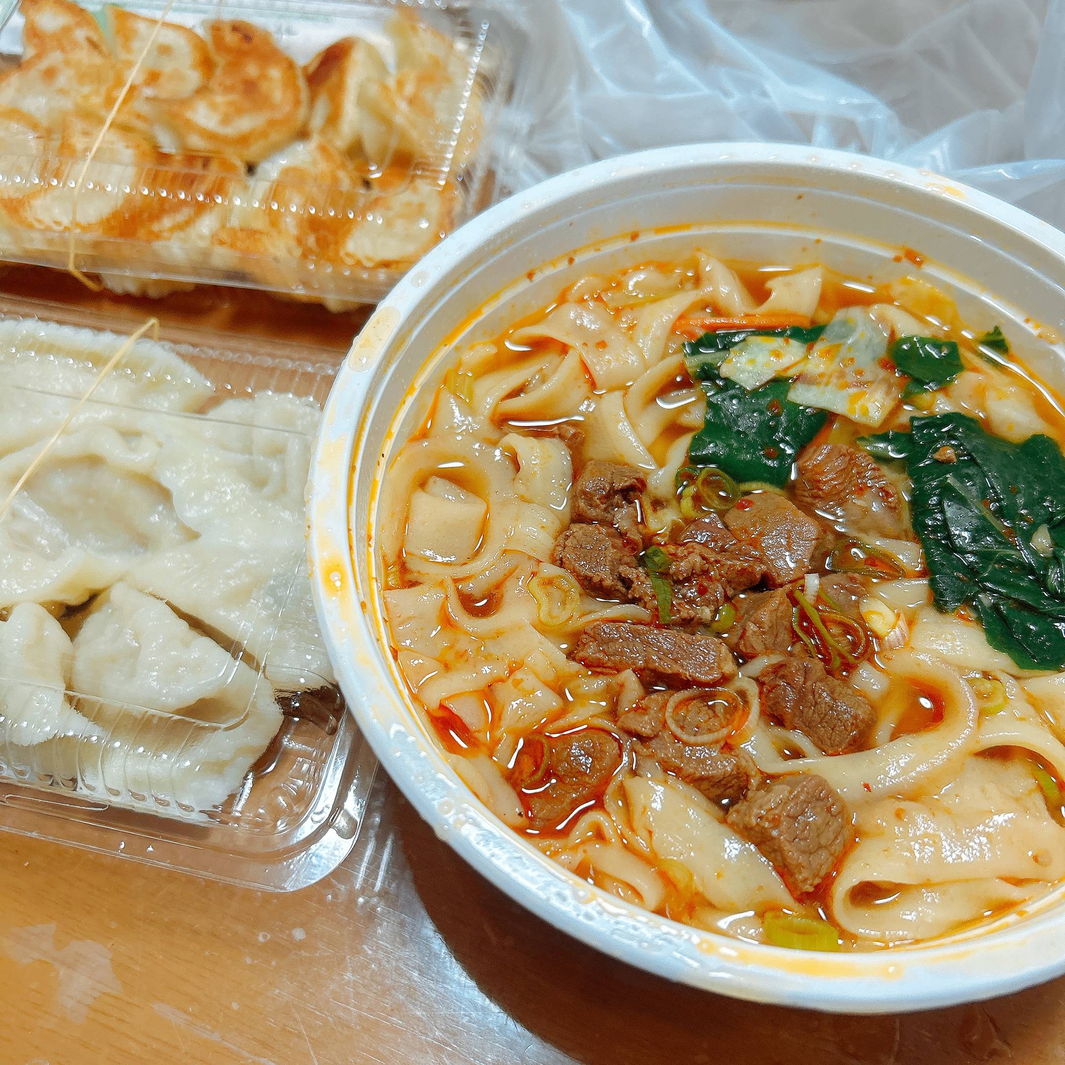 漢謝園でテイクアウト