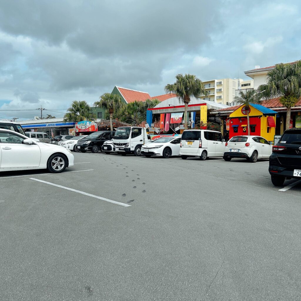 BRISK STAND- 名護│e-ne.okinawa