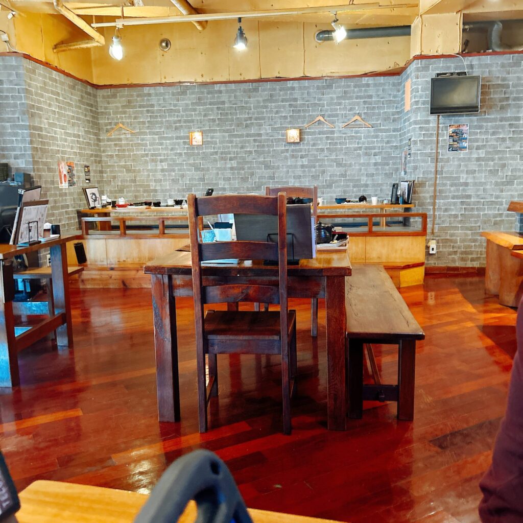 焼鳥居酒屋ポロロ-那覇寄宮│イイネ沖縄