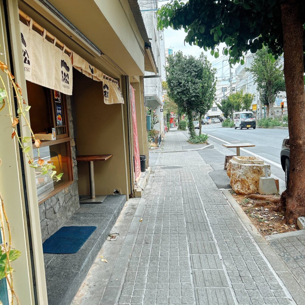 メンチ屋石松-那覇│いいね沖縄